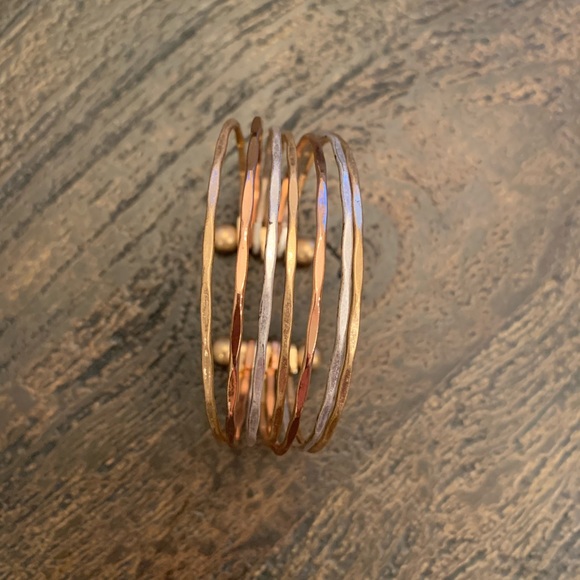Pretty silver and copper plated layered bracelet - Picture 3 of 3
